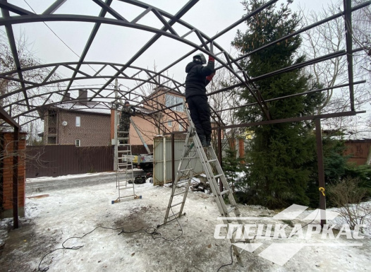 Металлический усиленный навес из поликарбоната для автомобиля №50 - фото 1454