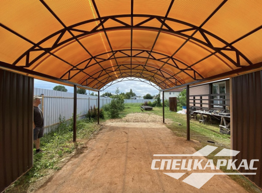 Навес из поликарбоната арочного типа для одного автомобиля №18 - фото 1146